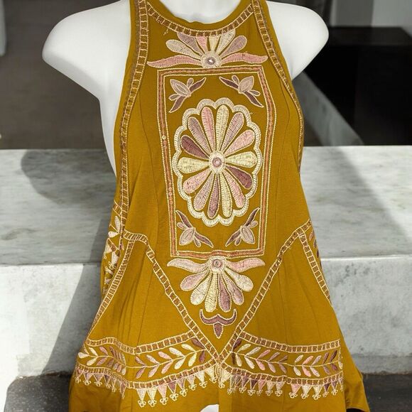 Free People Gold Mustard Embroidered Flowy Tank Top Oversized Fit SZ XS - Picture 1 of 16